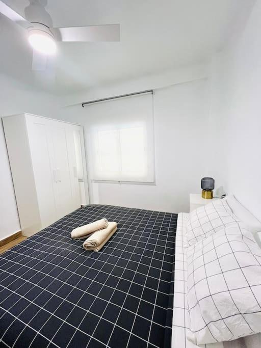 New Spacious And Cozy Apartment - Málaga Buitenkant foto