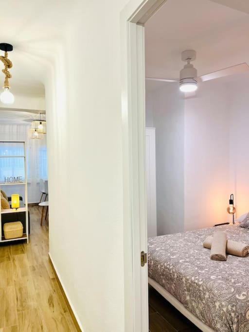 New Spacious And Cozy Apartment - Málaga Buitenkant foto