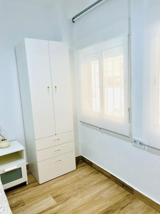 New Spacious And Cozy Apartment - Málaga Buitenkant foto