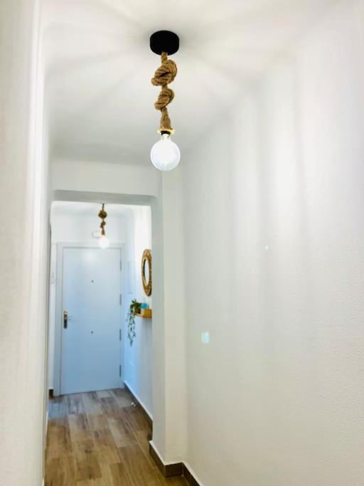 New Spacious And Cozy Apartment - Málaga Buitenkant foto