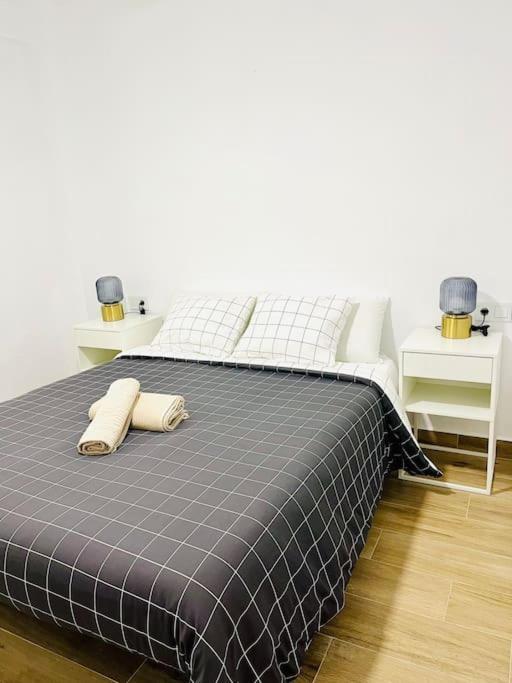 New Spacious And Cozy Apartment - Málaga Buitenkant foto