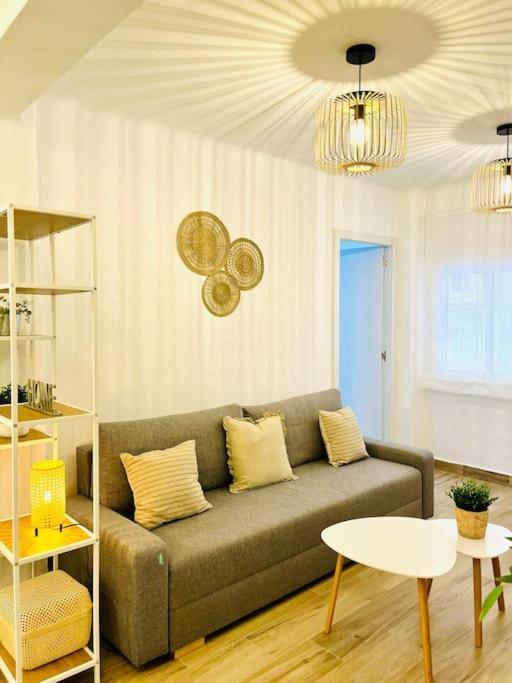 New Spacious And Cozy Apartment - Málaga Buitenkant foto